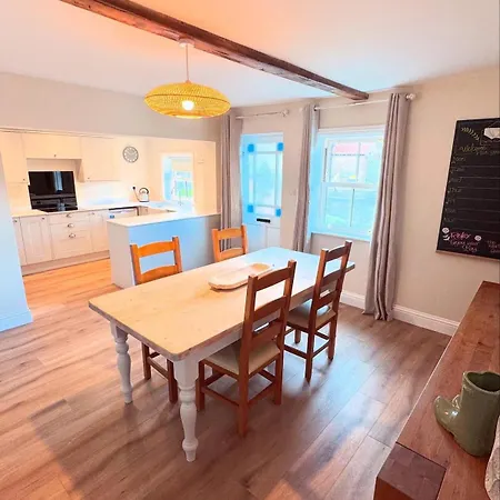 The Old Post Office Holiday home Haxby